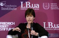 Украина в реформах делает шаг вперед и два назад, - Сюзан Стюарт