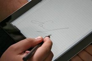Новый сервис Adobe позволит подписывать электронные документы от руки