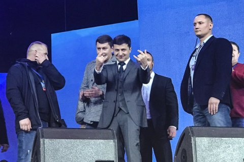 С начала войны на Донбассе Зеленский четыре раза слетал в Москву, - "Схемы"