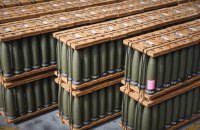 Євросоюз планує наростити оборонну промисловість впродовж десяти років, — Bloomberg