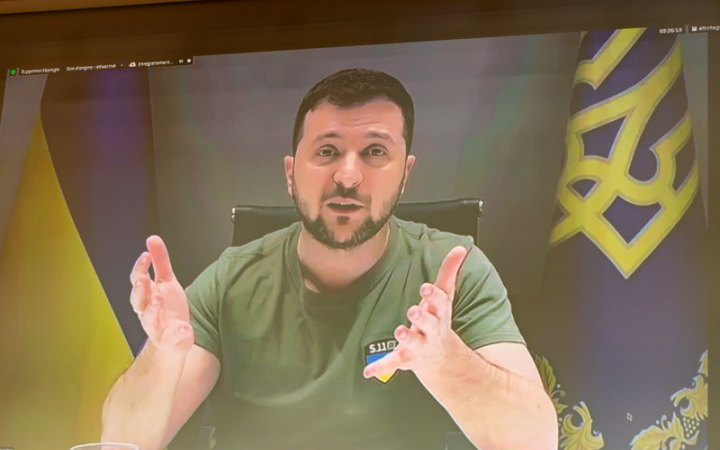 Зеленський поспілкувався зі студентами провідних французьких університетів (оновлено)