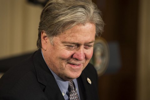 Старший советник Трампа заявил об экономической войне США и Китая