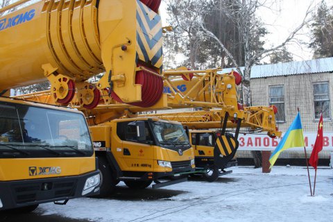 Китай подарит ГосЧС 50 единиц аварийно-спасательной техники