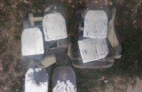 На Житомирщині викрили псевдоволонтера, який підпільно виготовляв і продавав неякісні бронежилети