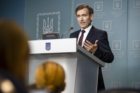 Двоє суддів КСУ подали позов про недополучену під час карантину зарплату