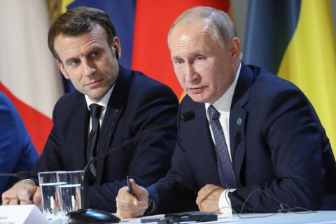 Путин в разговоре с Макроном заявил о "деструктивных действиях Киева"