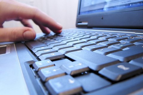 На Хмельниччині до бази “eHealth” внесли дані про фіктивну вакцинацію від ковіду