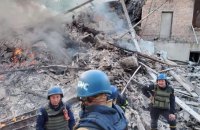 Унаслідок авіаудару по школі на Луганщині попередньо загинули ще 60 людей, – Гайдай