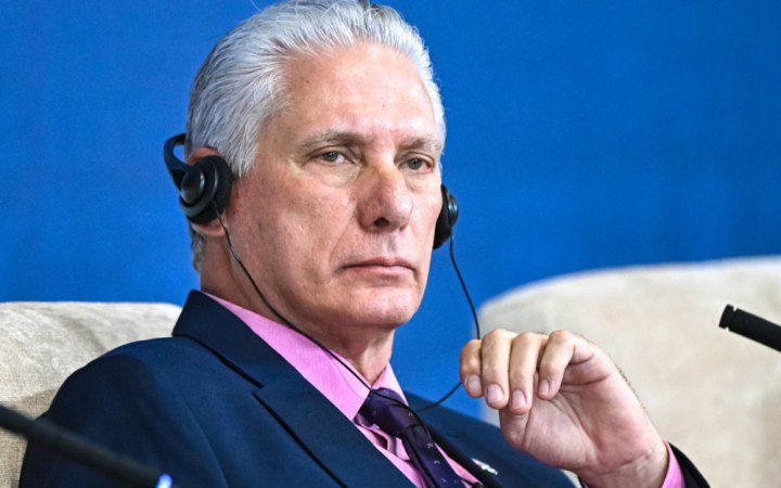 Президент Куби обіцяє “незламний опір”, якщо США спробують захопити острів