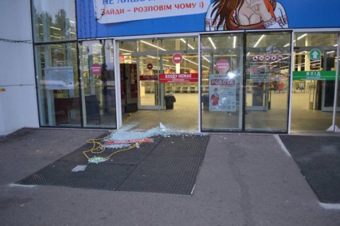 В Николаеве из ювелирного магазина вынесли 5 кг золота