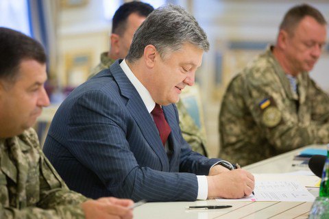 Порошенко учредил День Сил специальных операций