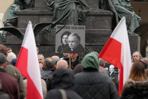 Рештки президентського подружжя Качинських ексгумують 14 листопада