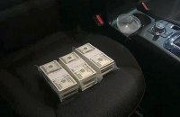 Луценко сообщил о поимке "решалы" со взяткой $150 тысяч (обновлено)
