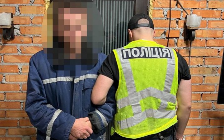 У Києві затримали чоловіка, який вкрав камери відеоспостереження з парку 