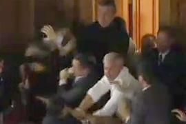 Побитые бютовцы "заявили" на регионалов в Генпрокуратуру