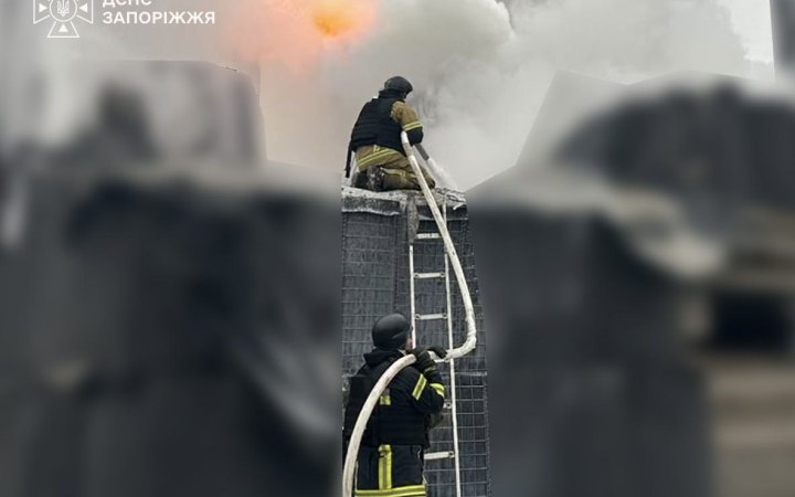 Росіяни атакували об'єкт інфраструктури в Запоріжжі