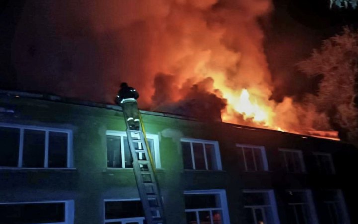 П'ять районів Дніпропетровської області вночі страждали від російських ударів 