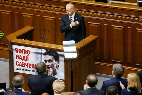 Байден зажадав негайно звільнити Савченко