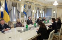 ​Порошенко и лидер Умеренной партии Швеции скоординировали усилия по противодействию строительству "Северного потока-2"