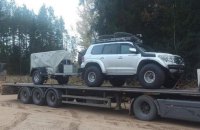 Литва відправила українським захисникам сім броньованих позашляховиків