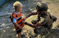 ОВА: з лінії фронту Донеччини вдалося евакуювати 100 дітей