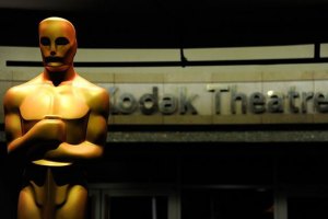 Производитель "Оскаров" решил выгнать на улицу треть сотрудников