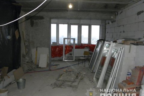В Киеве разбился промышленный альпинист, устанавливавший окна в многоэтажке