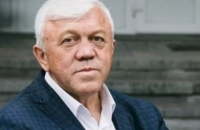 Директор Хмельницкого госархива привязал собаку к машине и 1,5 км тащил по дороге
