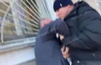 Журналист Михаил Ткач заявил о нападении на его съемочную группу в Днепре, полиция открыла два производства (обновлено)  