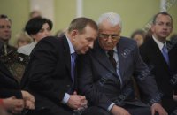 Кравчук и Кучма попросили Турчинова вывести оставшихся в Крыму военных на материк