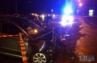 ​На Владимирском спуске в центре Киева автомобиль вынесло на встречку, погибла женщина