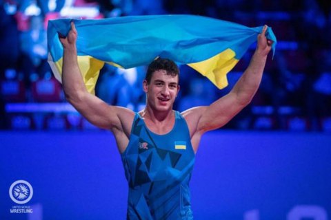 Украинский борец Семен Новиков стал чемпионом Европы