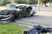 Драматург Эдвард Радзинский на Volvo столкнулся с Nissan: погибла девушка