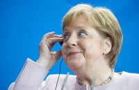 Меркель будет получать пенсию € 15 000