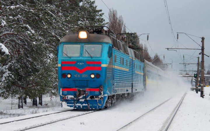 Укрзалізниця призначає низку додаткових поїздів