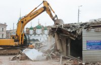 В Москве за ночь снесли 97 "самостроев"