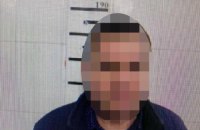 В Киеве пьяный мужчина сломал палец полицейскому