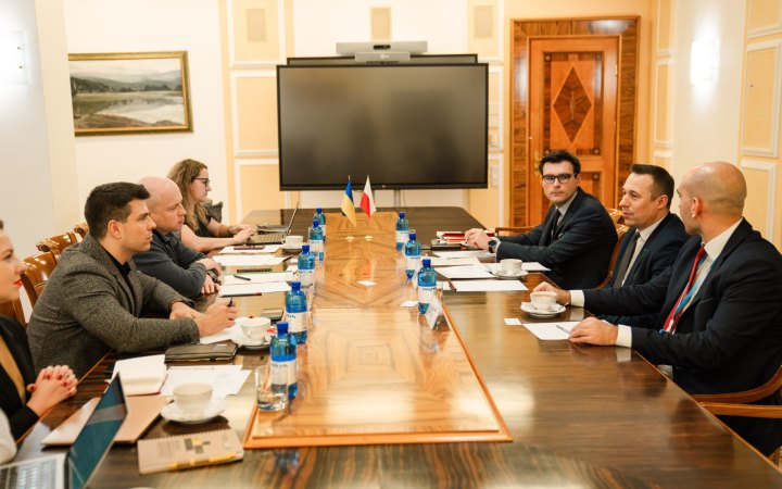 Міністри інфраструктури України і Польщі узгодили план дій для розблокування кордону 