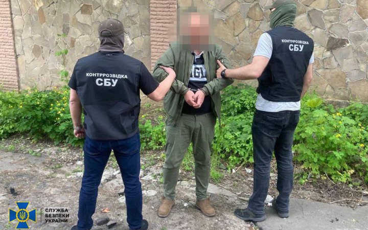 У Миколаєві затримали навідника російських ракет на заводи міста