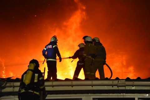 Двоє людей загинули внаслідок пожежі у п’ятиповерхівці на Київщині