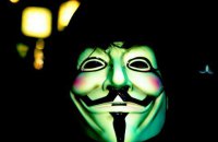 Хакеры Anonymous глушат связь российской армии гимном Украины