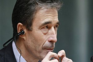 Расмуссен пригласил Россию на встречу по Афганистану