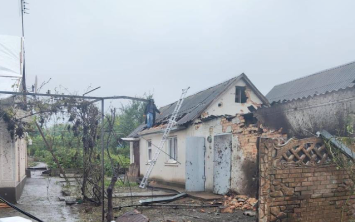 Вранці ворог обстріляв Нікополь, поранено одну людину