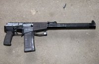 В Луганске сняли на видео боевиков с оружием российского спецназа
