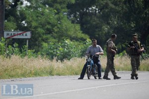 Ночью в Марьинке были ранены шестеро военных и четыре мирных жителя