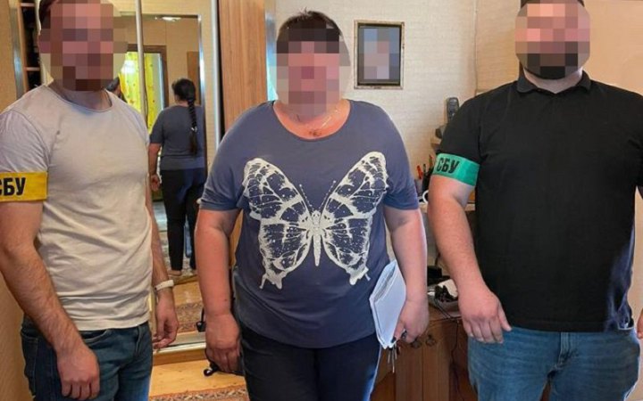 У Києві співробітницю ЦНАП ​засудили до 5 років ув'язнення за публічні заклики до окупації України 