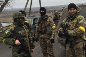 При зачистке поселка у Мариуполя задержаны 15 человек 