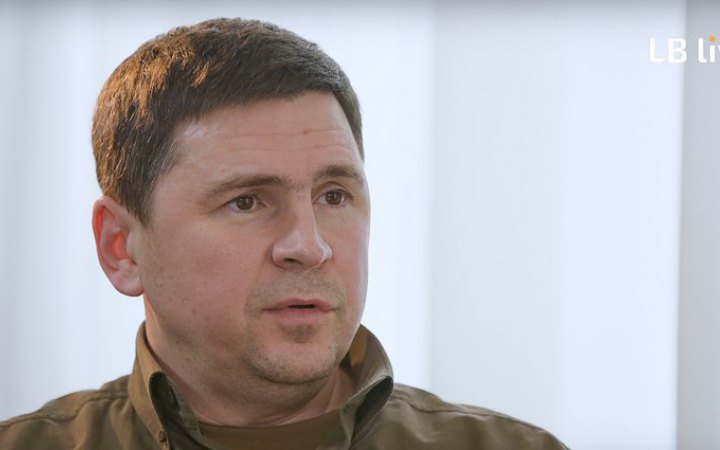 Однією рукою РФ підвищує градус терору, іншою – запрошує до капітуляції, – в ОП відреагували на заяву Шредера
