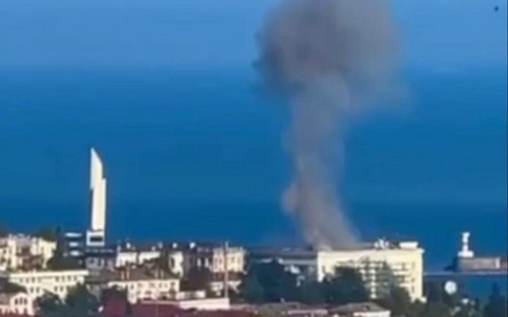 Вибухи в Севастополі могли статись через невдалі запуски ракет ППО, - ОК "Південь" 