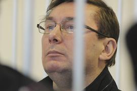 Луценко: сейчас не время политических проектов